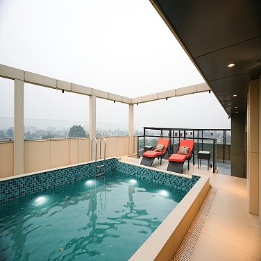 best hotel in amritsar with rooftop bar